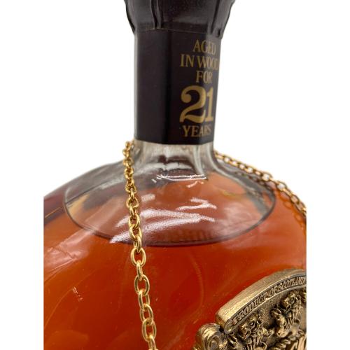 ホワイト&マッカイ スコッチウィスキー 21年 750ml