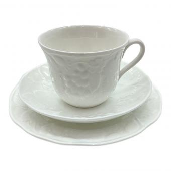 Wedgwood (ウェッジウッド) カップ&ソーサー&プレートセット ストロベリー&バイン