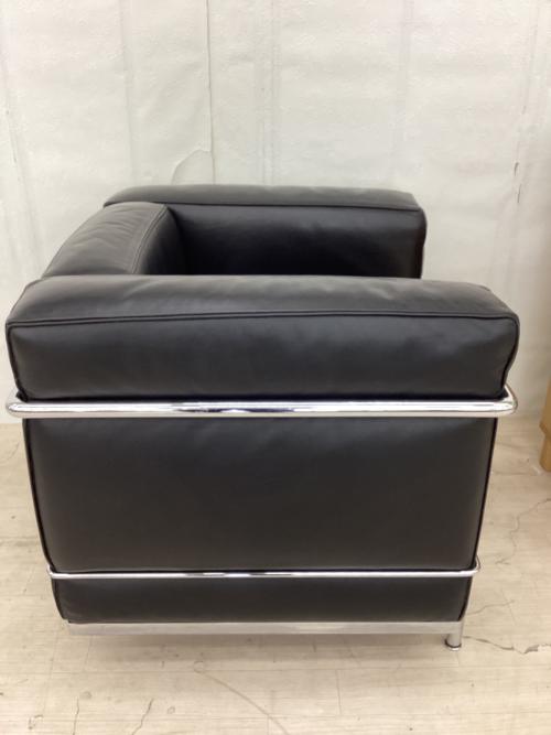 CASSINA (カッシーナ) 1人掛けソファー LC2 グランコンフォール