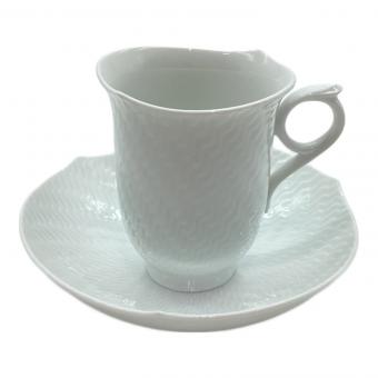 Meissen (マイセン) カップ&ソーサー 波の戯れホワイト