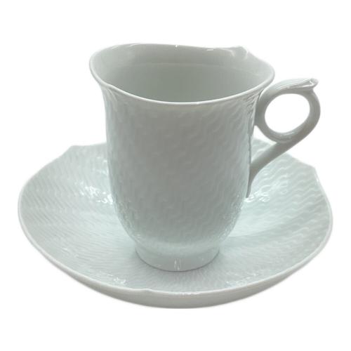 Meissen (マイセン) カップ&ソーサー 波の戯れホワイト