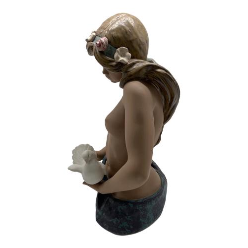 LLADRO (リヤドロ) フィギュリン  A tribute to peace（平和への賛辞）