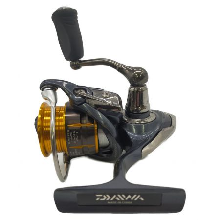 DAIWA (ダイワ) リール 15FREAMS 2004 056230 スピニングリール