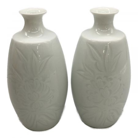 日本工芸会員 二代 奥川忠右エ門 白磁酒器 未使用品|トレファクONLINE 日本工芸会員 二代 奥川忠右エ門 白磁酒器 未使用品|トレファクONLINE