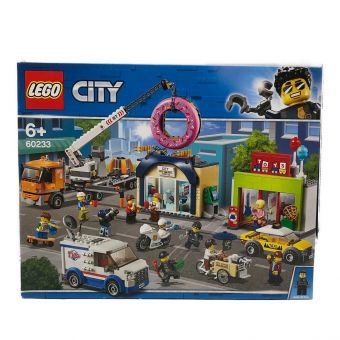 LEGO (レゴ) レゴシティ巨大クレーン車が活躍！ドーナツショップの開店 60233