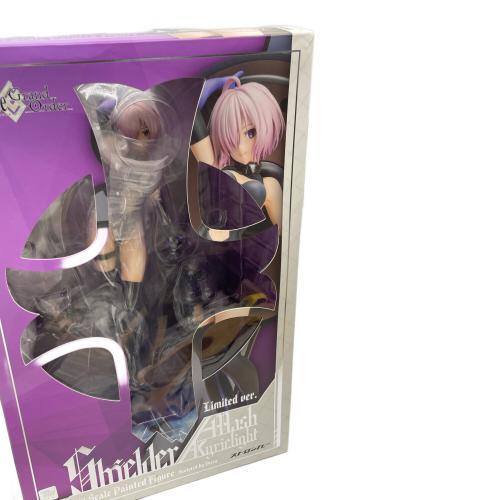 Fate/Grand Order (フェイト/グランドオーダー) シールダー/マシュ・キリエライト 限定ver. 1/7 フィギュア