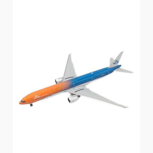 ﾌｪﾆｯｸｽ1/400 B777-300ER KLM オランダ Orange Pride PH-BVA