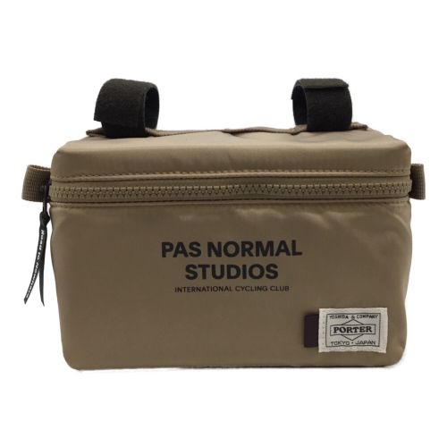 PORTER×PAS NORMAL STUDIOS（ポーター×パス・ノーマル・スタジオ） ハンドルバーバッグ ユニセックス カーキ