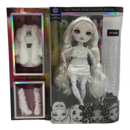 日本未発売♪レインボーハイ ウィンターワンダーランド　ドール 3体セット 日本未発売♪レインボーハイ ウィンターワンダーランド ドール 3