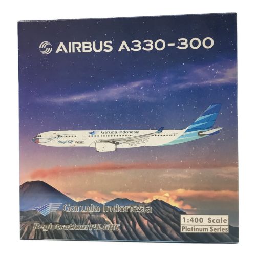 航空機模型 1/400 AIRBUS A330-300 ガルーダインドネシア