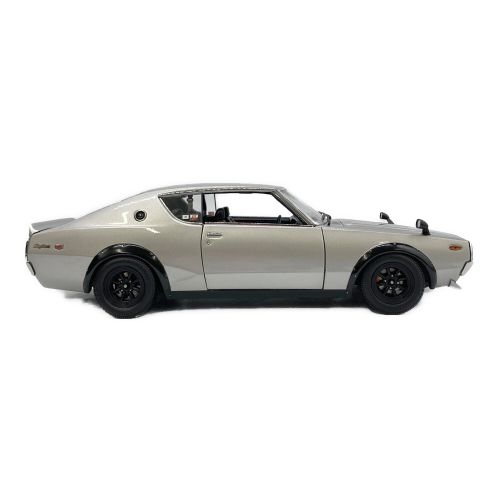 京商 (キョウショウ) ダイキャストカー NISSAN SKYLINE 2000 GT-R（KPGC110)  1:18