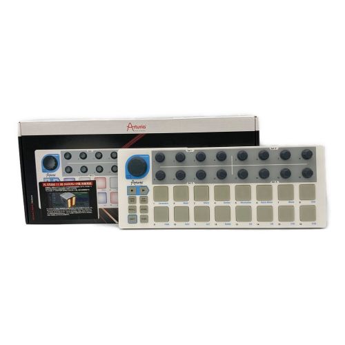 arturia (アートリア) BEATSTEP 通電確認のみ