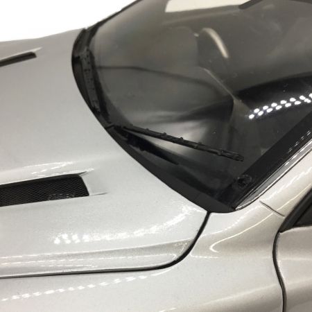 京商 (キョウショウ) モデルカー 1/12 Aston Martin V12 Vanquish Silver (アストンマーチン V12  バンキッシュ シルバー) 08603S2｜トレファクONLINE