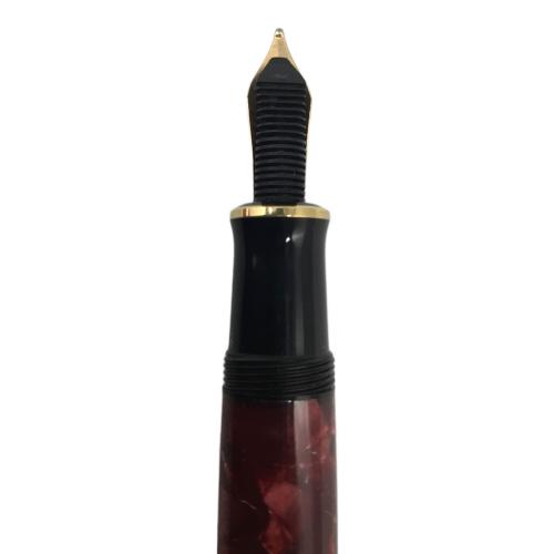 Pelikan (ペリカン) 万年筆 ワインレッド 14C-585 スーベレーン