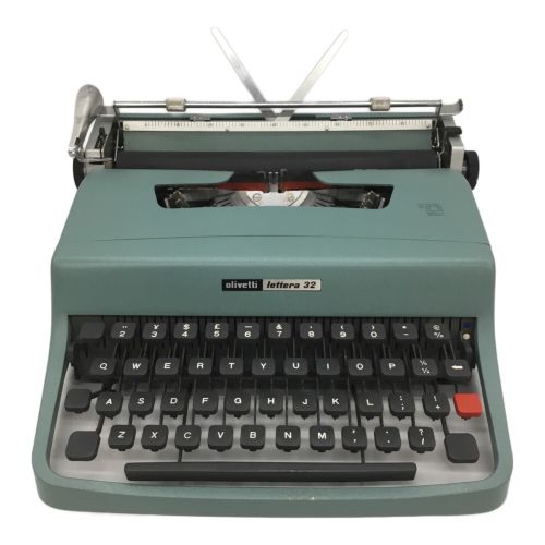 Olivetti (オリベッティ) タイプライター ※インテリアとして lettera32 動作未確認