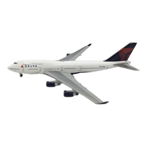 Gemini Jets (ジェミニジェッツ) デルタ航空 BOEING 747-400 GJDAL1302