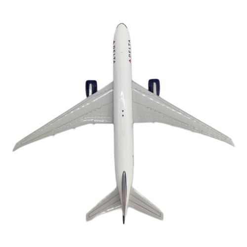 Gemini Jets (ジェミニジェッツ) デルタ航空 BOEING 777-200LR GJDAL1026