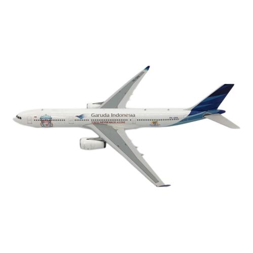 PHOENIX (フェニックス) ガルーダ・インドネシア航空 エアバスA330-300 リバプールFC 2013 PK-GPA 10813