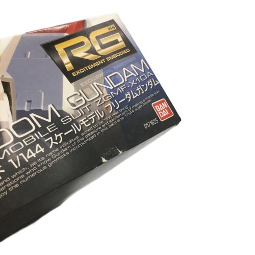 BANDAI ガンプラ 箱傷み有 1/144 RG ZGMF-X10A フリーダムガンダム 機動戦士ガンダムSEED