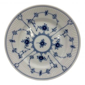 ROYAL COPENHAGEN (ロイヤル・コペンハーゲン) プレート 19cm 619 ブルーフルーテッド・プレイン