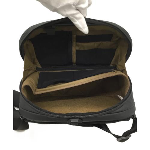 NOMATIC (ノマティック) カメラスリング 8L Peter Mckinnon メンズ ブラック 補助ストラップ欠品