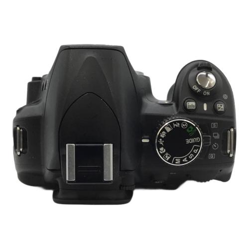 Nikon (ニコン) デジタル一眼レフカメラ D3100 ズームレンズキット