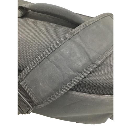 Nikon (ニコン) デジタル一眼レフカメラ D3100 ズームレンズキット