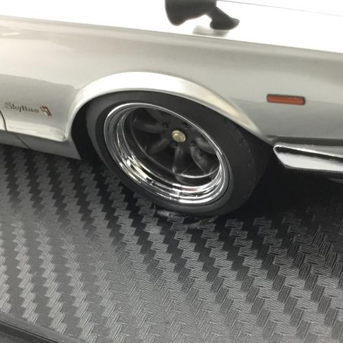 ignition model (イグニッションモデル) ダイキャストカー 1/18 Nissan Skyline 2000 GT-R (PGC10) シルバー IG0749 RSワタナベ14インチホイール