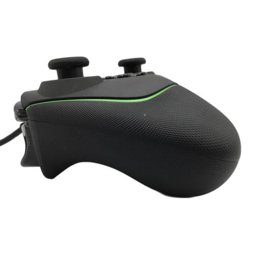 Razer (レイザー) コントローラー WOLVERINE V2