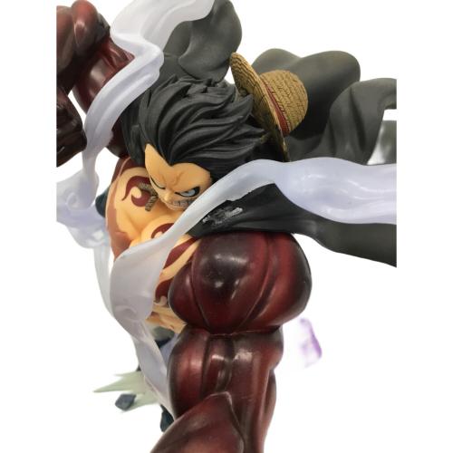ONE PIECE (ワンピース) 超激戦 モンキー・D・ルフィ -ギア4 三船長 鬼ヶ島怪物決戦- フィギュアーツZERO