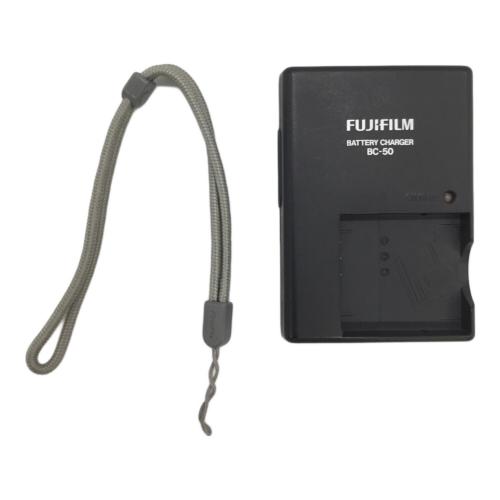 FUJIFILM (フジフィルム) コンパクトデジタルカメラ FinePix F100fd