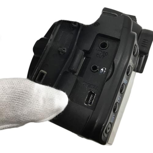 CANON (キヤノン) デジタル一眼レフカメラ EOS Kiss Digital X DS126151