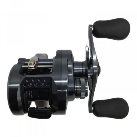 SHIMANO (シマノ) ベイトリール カルカッタコンクエスト シャロー