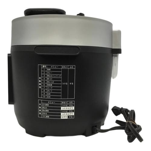 TOSHIBA (トウシバ) 電気圧力鍋 RCP-30R 2022年製