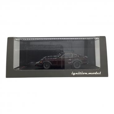 ignition model (イグニッションモデル) モデルカー 1/18 SUBARU