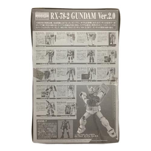 BANDAI (バンダイ) 1/100 MG RX-78-2 ガンダム Ver2.0 ガンプラ 機動戦士ガンダム 0155520