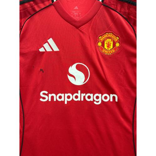 adidas (アディダス) ゲームシャツ マンチェスター・ユナイテッド 25/26 ホームユニフォーム クーニャ メンズ SIZE 2XL レッド