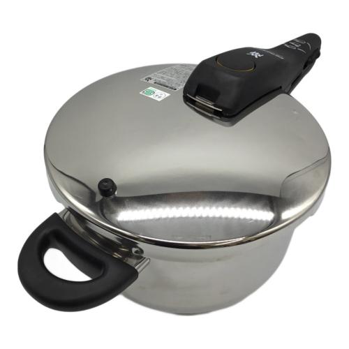 WMF (ヴェーエムエフ) パーフェクト圧力鍋 4.5L PSCマーク(圧力鍋)有