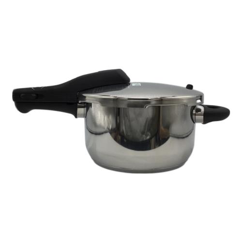 WMF (ヴェーエムエフ) パーフェクト圧力鍋 4.5L PSCマーク(圧力鍋)有