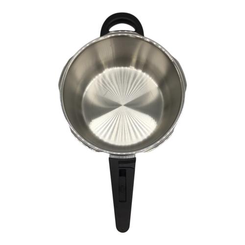 WMF (ヴェーエムエフ) パーフェクト圧力鍋 4.5L PSCマーク(圧力鍋)有