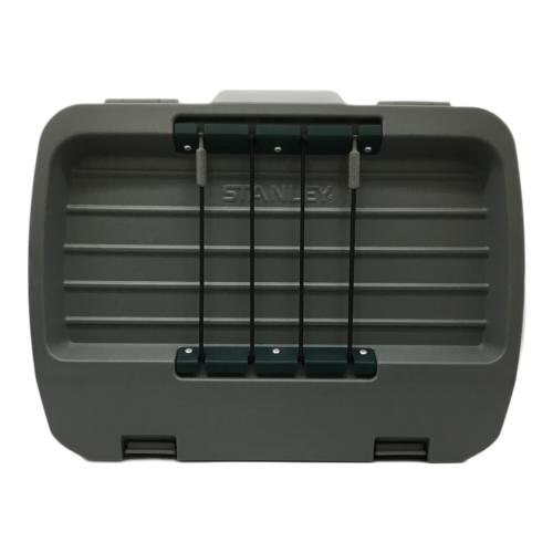 STANLEY (スタンレー) クーラーボックス 16QT 15.1L グリーン