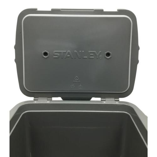 STANLEY (スタンレー) クーラーボックス 16QT 15.1L グリーン