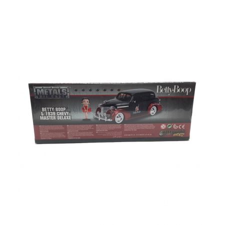 METALS DIE CAST (メタルダイキャスト) モデルカー 1:24 Hollywood Rides 1939 CHEVY MASTER DELUXE W/BETTY BOOP