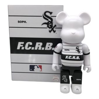 BE@RBRICK F.C.R.B. × MLB (ベアブリック エフシーレアルブリストル エフシーアールビー エムエルビー) フィギュア 100％ & 400％ (CHICAGO WHITE SOX)