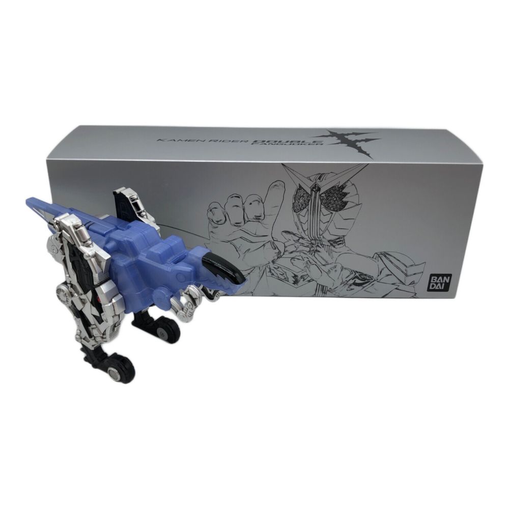 仮面ライダーダブル マスコレフルコンプ＋シャドウムーンセット 仮面ライダーBLACK オードパルファム シャドームーン 475 仮面