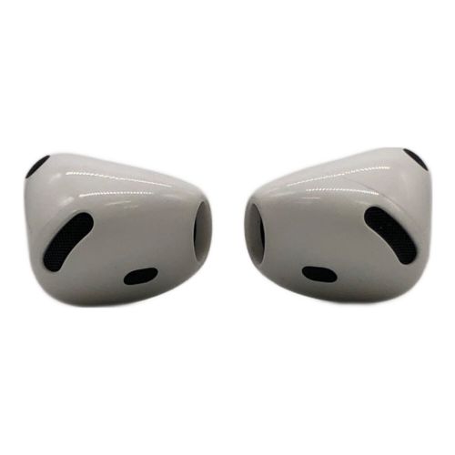 Apple (アップル) AirPods 4 MXP93J/A 動作確認済み