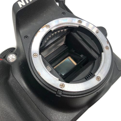 Nikon (ニコン) デジタル一眼レフカメラ キズ有 D5300 18-140 VR Kit 専用電池 -