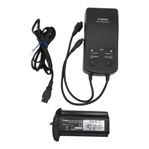 CANON (キャノン) DS126081 外装劣化・キズ有 電源入りました。