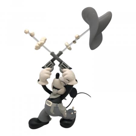 Roen (ロエン) フィギュア Disney メディコムトイ Two-Gun Mickey