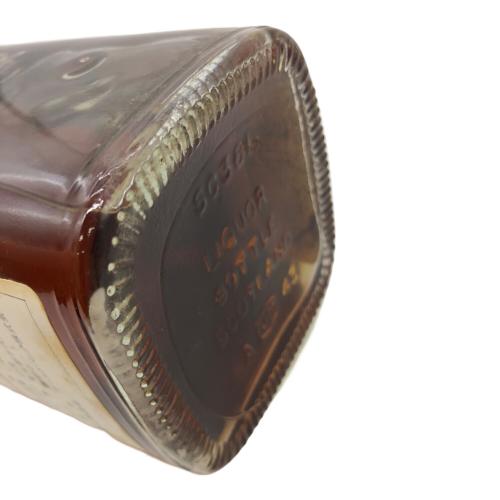 ジョニーウォーカー (Johnnie Walker) スコッチウィスキー 特級 1140ml ブラックラベル 未開封